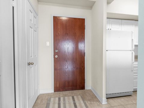 Photo 3 at 507 - 800 Sheppard Avenue W, Bathurst Manor, Toronto