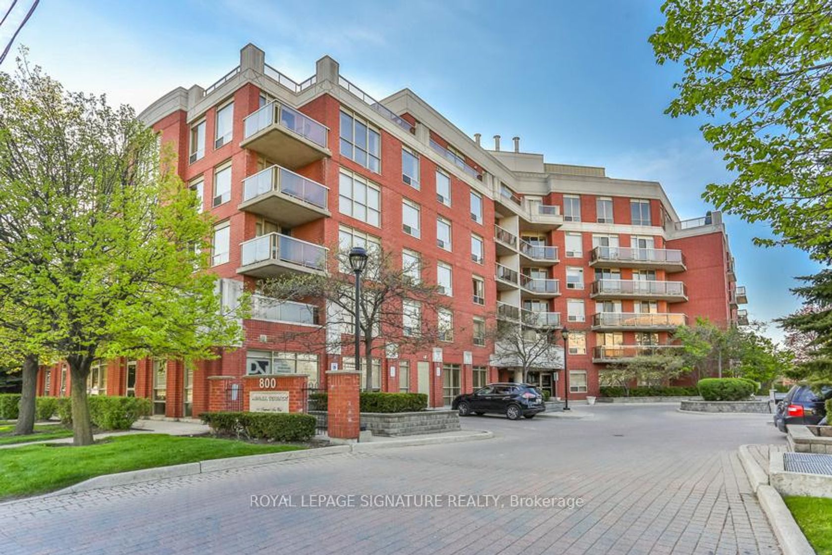 507 - 800 Sheppard Avenue W, Bathurst Manor, Toronto by Loree Meneguzzi Real Estate 507 - 800 Sheppard Avenue W, Bathurst Manor, Toronto