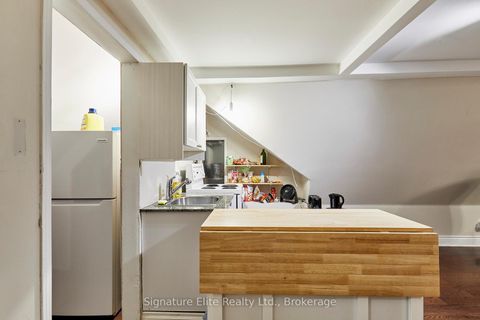 Photo 34 at 340 Pacific Avenue, Junction Area, Toronto