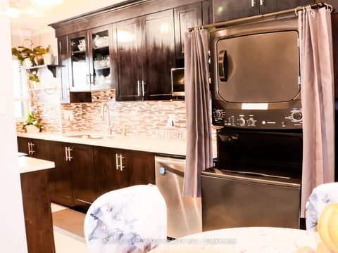 Photo 3 at 316 - 140 Leeward Glenway, Flemingdon Park, Toronto