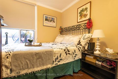 Photo 7 at 316 - 140 Leeward Glenway, Flemingdon Park, Toronto