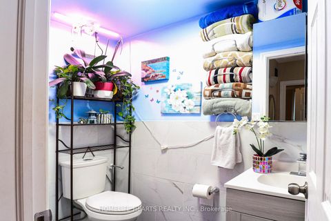 Photo 9 at 316 - 140 Leeward Glenway, Flemingdon Park, Toronto