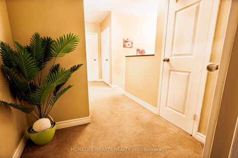 Photo 11 at 316 - 140 Leeward Glenway, Flemingdon Park, Toronto