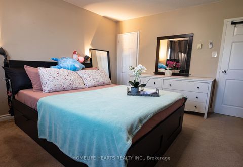 Photo 14 at 316 - 140 Leeward Glenway, Flemingdon Park, Toronto