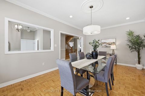 Photo 5 at 50 Chateau Drive, Vellore Village, Vaughan