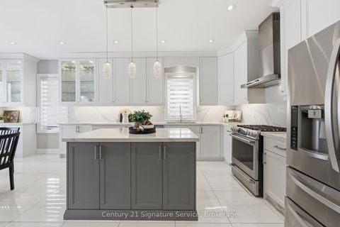 Photo 10 at 50 Chateau Drive, Vellore Village, Vaughan