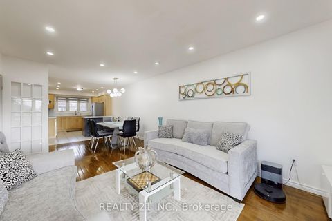 Photo 9 at 194A Magnolia Avenue, Kennedy Park, Toronto