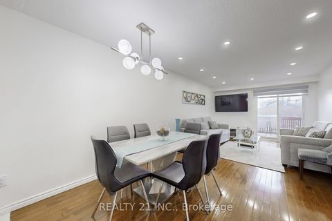 Photo 11 at 194A Magnolia Avenue, Kennedy Park, Toronto