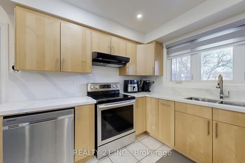 Photo 16 at 194A Magnolia Avenue, Kennedy Park, Toronto