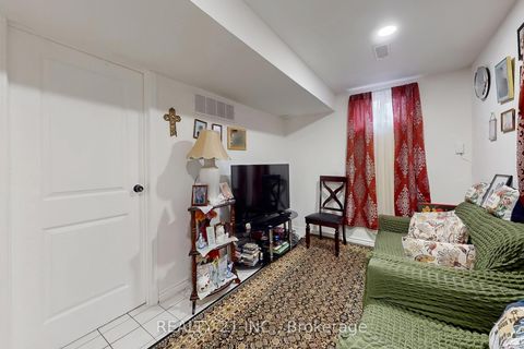 Photo 36 at 194A Magnolia Avenue, Kennedy Park, Toronto