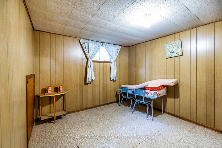 Photo 12 at 39 Kelsonia Avenue, Cliffcrest, Toronto