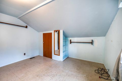 Photo 9 at 39 Kelsonia Avenue, Cliffcrest, Toronto