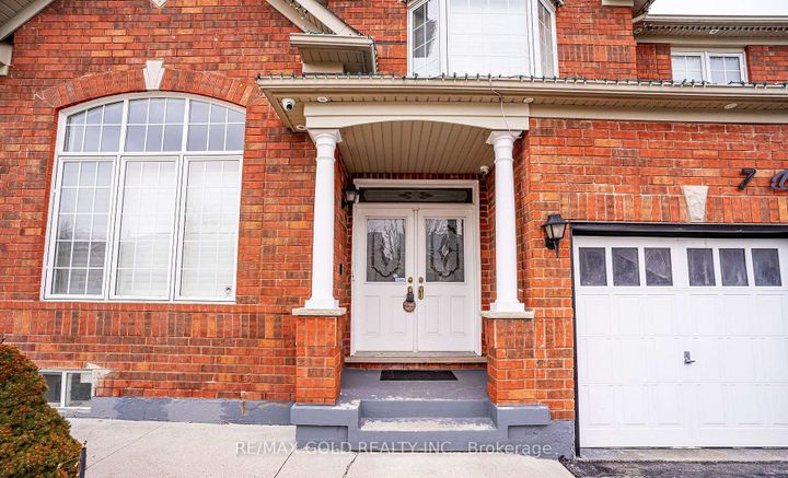 Photo 2 at 7 Bettey Road, Vales of Castlemore, Brampton