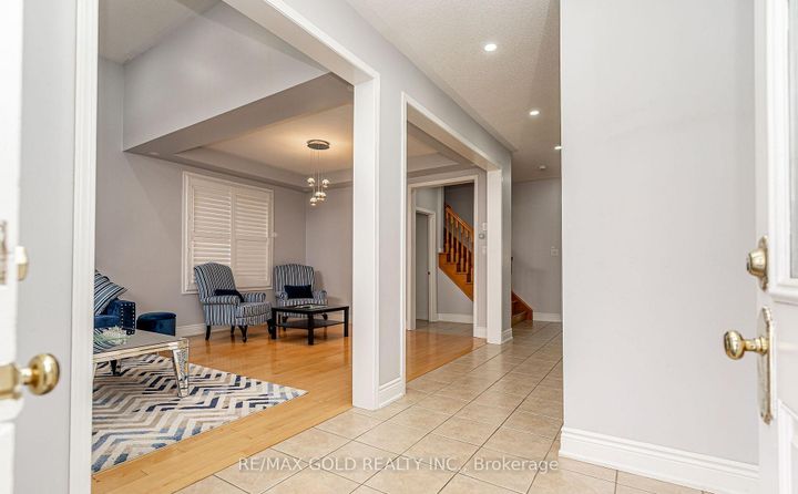 Photo 3 at 7 Bettey Road, Vales of Castlemore, Brampton