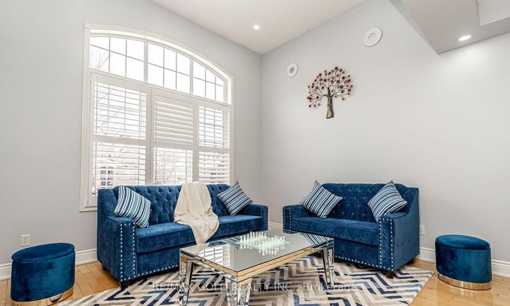 Photo 6 at 7 Bettey Road, Vales of Castlemore, Brampton