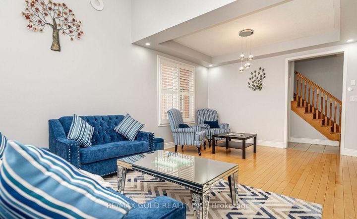 Photo 8 at 7 Bettey Road, Vales of Castlemore, Brampton