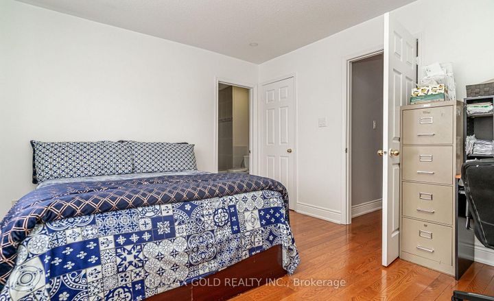 Photo 34 at 7 Bettey Road, Vales of Castlemore, Brampton