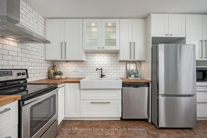 Photo 9 at 24 - 2651 Aquitaine Avenue, Meadowvale, Mississauga