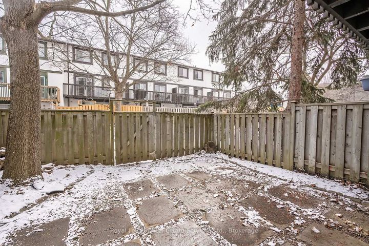 Photo 22 at 24 - 2651 Aquitaine Avenue, Meadowvale, Mississauga