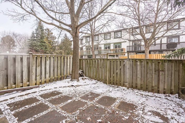 Photo 23 at 24 - 2651 Aquitaine Avenue, Meadowvale, Mississauga