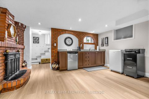 Photo 25 at 746 Gladstone Avenue, Junction, Toronto