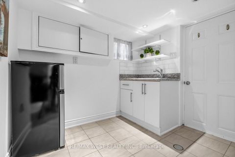 Photo 28 at 746 Gladstone Avenue, Junction, Toronto