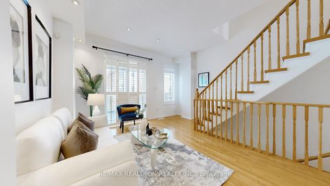 Photo 4 at 134B Finch Avenue W, Newtonbrook West, Toronto