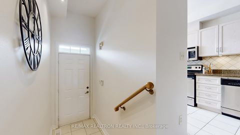 Photo 7 at 134B Finch Avenue W, Newtonbrook West, Toronto