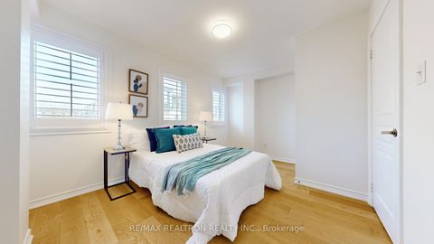 Photo 15 at 134B Finch Avenue W, Newtonbrook West, Toronto