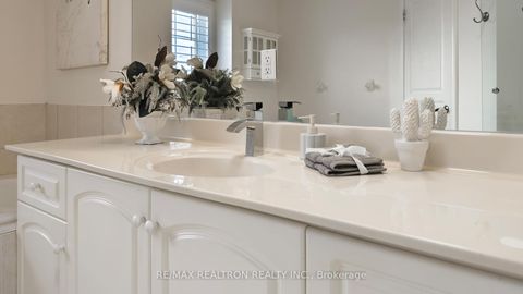 Photo 26 at 134B Finch Avenue W, Newtonbrook West, Toronto