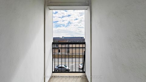Photo 34 at 134B Finch Avenue W, Newtonbrook West, Toronto