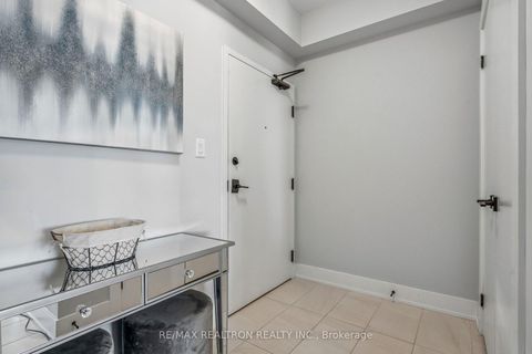 Photo 11 at 311 - 10 Culinary Lane, Rural Barrie Southeast, Barrie