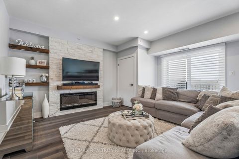 Photo 14 at 311 - 10 Culinary Lane, Rural Barrie Southeast, Barrie