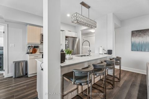 Photo 23 at 311 - 10 Culinary Lane, Rural Barrie Southeast, Barrie