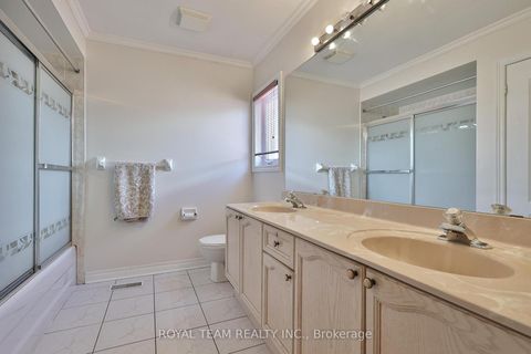 Photo 21 at 2 Sandway Crescent, Maple, Vaughan