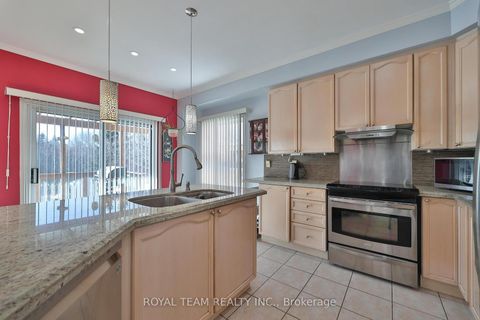 Photo 27 at 2 Sandway Crescent, Maple, Vaughan