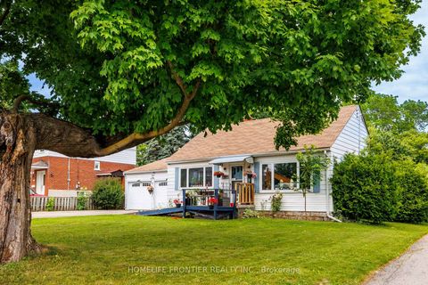 Photo 1 at 593 Watson Avenue, Leslie Valley, Newmarket