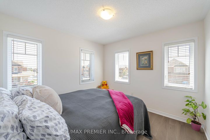 Photo 29 at 2 Tribune Drive, Northwest Brampton, Brampton