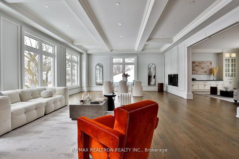 Photo 12 at 36 Sussex Avenue, Crosby, Richmond Hill