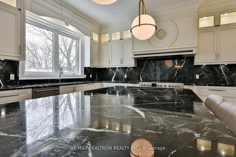 Photo 17 at 36 Sussex Avenue, Crosby, Richmond Hill