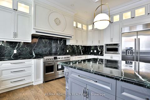 Photo 20 at 36 Sussex Avenue, Crosby, Richmond Hill