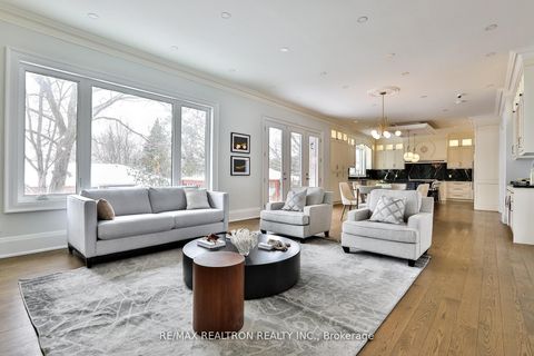 Photo 25 at 36 Sussex Avenue, Crosby, Richmond Hill