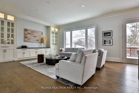 Photo 27 at 36 Sussex Avenue, Crosby, Richmond Hill