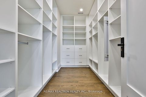 Photo 31 at 36 Sussex Avenue, Crosby, Richmond Hill