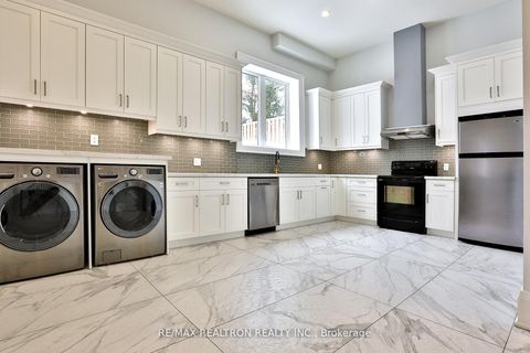 Photo 38 at 36 Sussex Avenue, Crosby, Richmond Hill