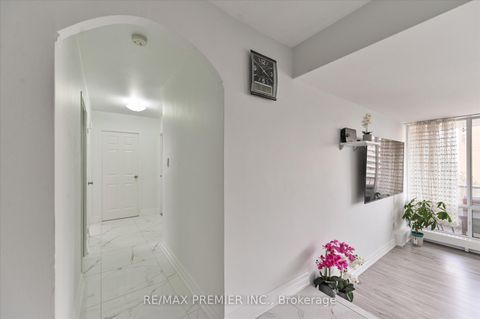 Photo 13 at 604 - 25 Four Winds Drive, York University Heights, Toronto