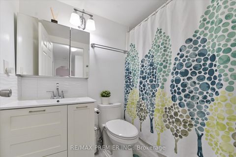 Photo 23 at 604 - 25 Four Winds Drive, York University Heights, Toronto