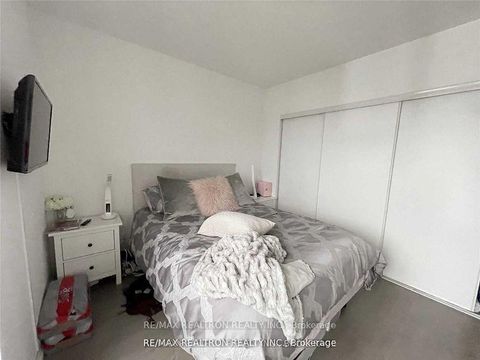 Photo 8 at 4510 - 251 Jarvis Street, Yonge Corridor, Toronto