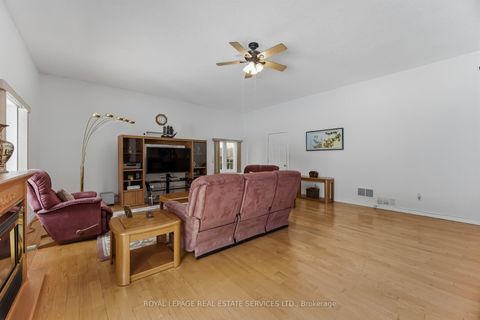 Photo 15 at 478 Wilson Heights Boulevard, CFB, Toronto