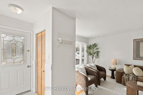 Photo 2 at 118 Capreol Court, Vanier, Oshawa